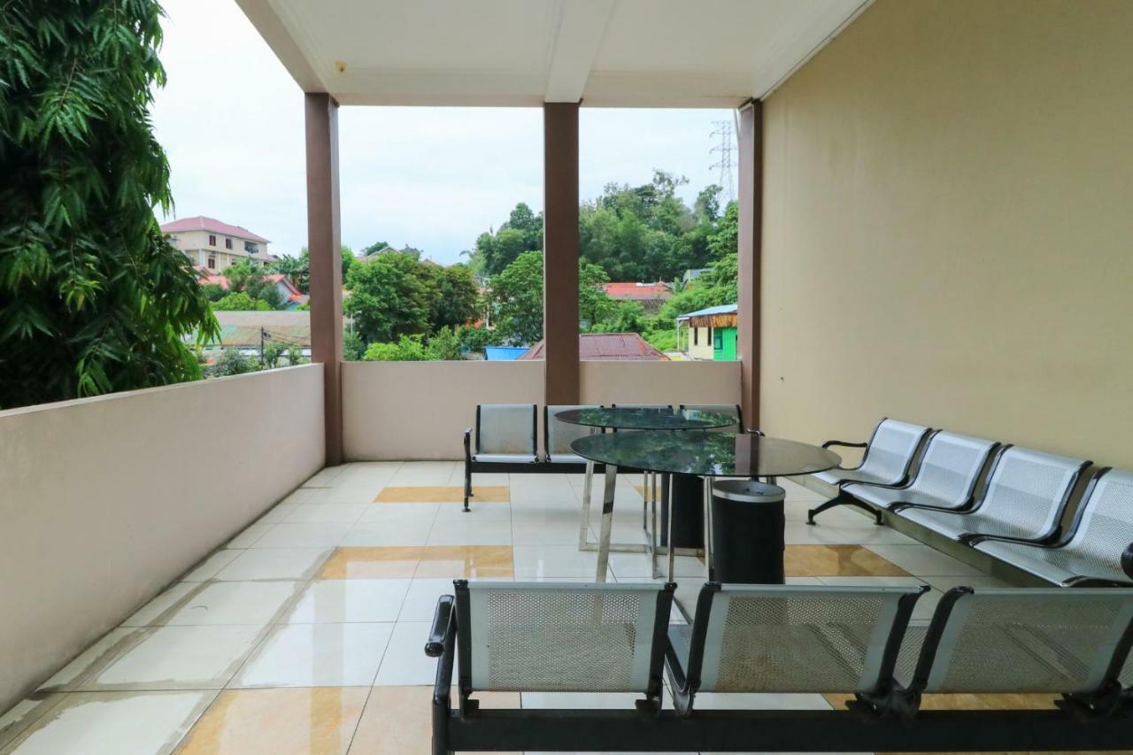 Riviera Residence Balikpapan  Exterior photo